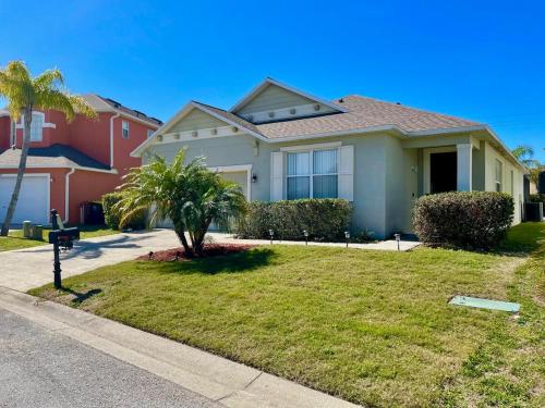 Charming family retreat with Pool & Amenities Disney & top Attractions photo 5