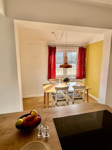 Posezení v ubytování K4 Wohnung mit Gartenblick