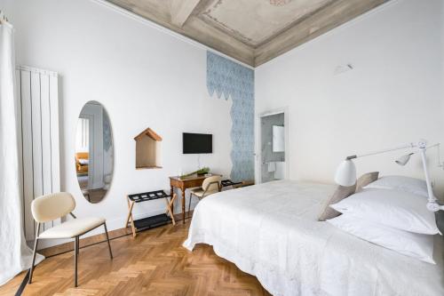 Apartments Florence - Frescoes Elegance