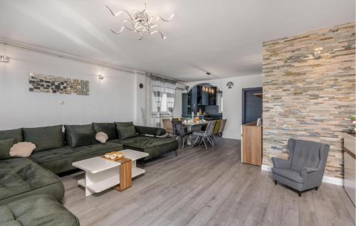 Cozy Apartment In Crikvenica