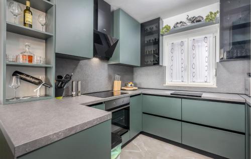 Cozy Apartment In Crikvenica