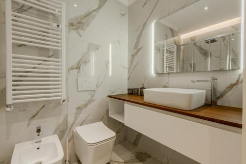 EasyTopStay - Garibaldi Urban Nest