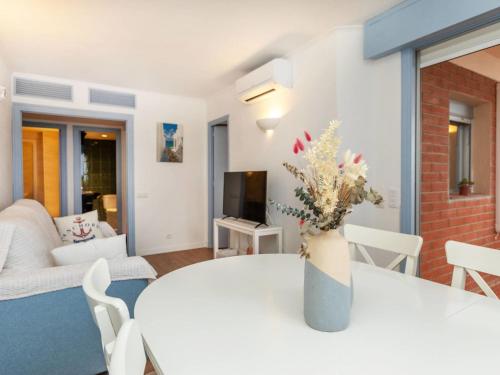 Apartment Residencial Cap Salou-1 by Interhome