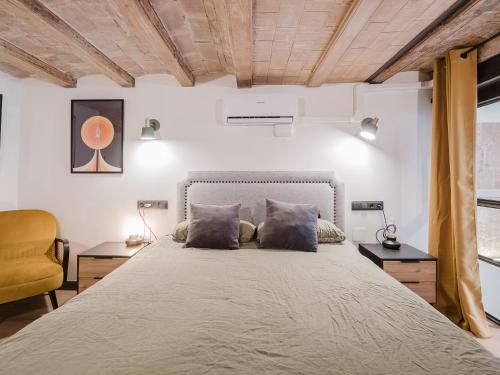 Luxury 2 Story Apartment Near Passeig de Gracia