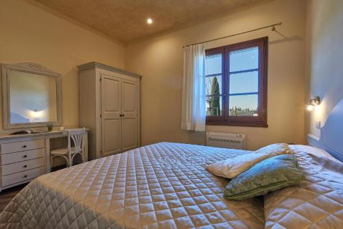 Una cama o camas en una habitación de Poggio Romita