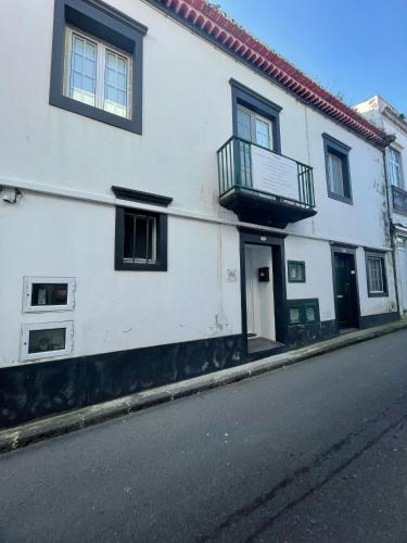 Avenida House 1
