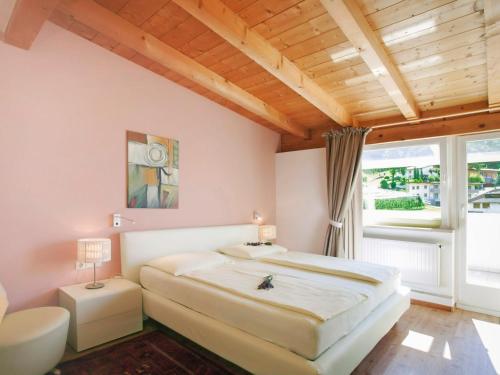 Postel nebo postele na pokoji v ubytování Apartment Bellavista by Interhome