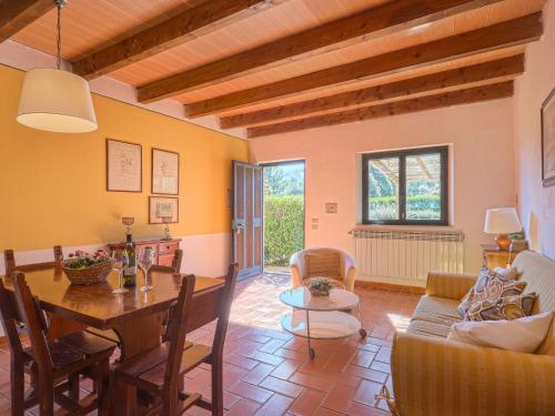 Posezení v ubytování Holiday Home Fattoria di Fugnano-3 by Interhome