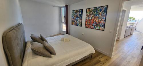 Postel nebo postele na pokoji v ubytování Loft Tenerife Sur