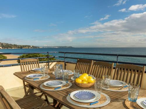 Apartment Las Olas by Interhome