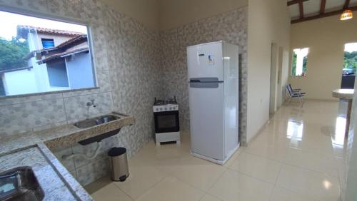 Dapur atau dapur kecil di Vila Floresta - Arraial D'Ajuda
