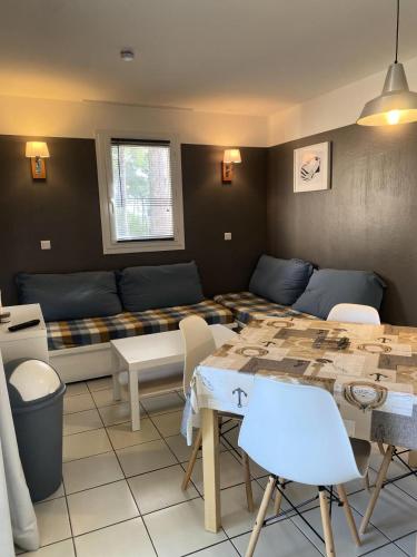 Photo de la galerie de l'établissement Résidence Les Grands Pins - maeva Home - 2 Pièces 4 Personnes Sélection MAE-6962, à Maubuisson