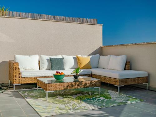Apartment Arenal Boutique Suite-3 by Interhome