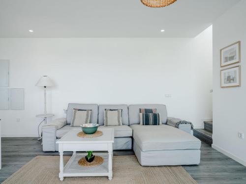 Apartment Arenal Boutique Suite-3 by Interhome