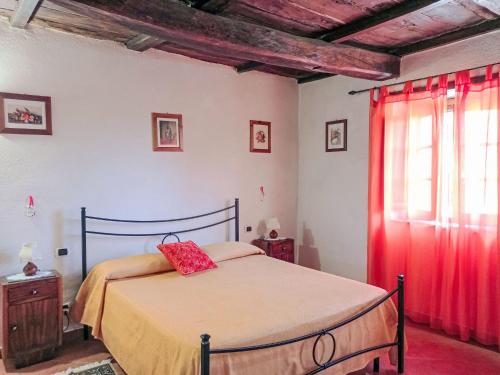 Postel nebo postele na pokoji v ubytování Holiday Home La Coccinella by Interhome