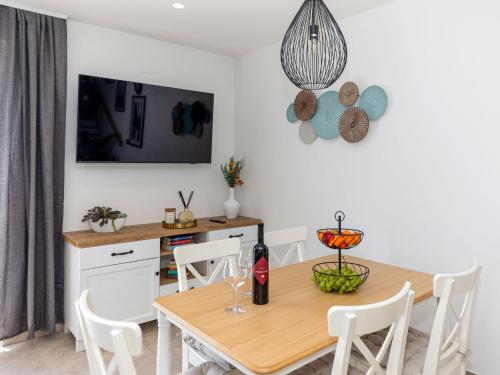 Holiday Home Marika by Interhome