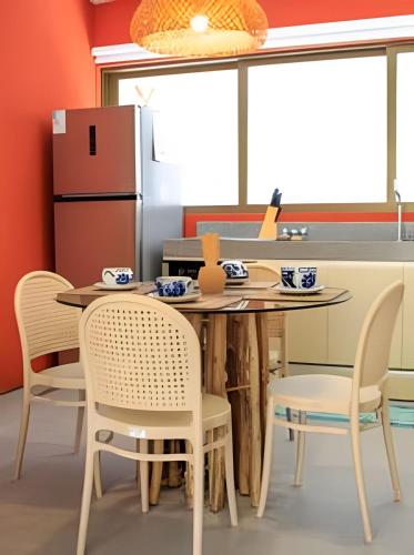 Lounge Flat in Japaratingaにあるキッチンまたは簡易キッチン