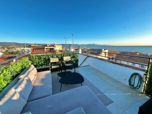 アンティーブにあるRooftop unique vue mer / Vieil Antibesのギャラリーの写真