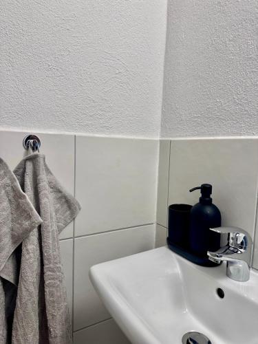 Gambar di galeri bagi SiYen three private Rooms with 24h Check-in di Ammerbuch