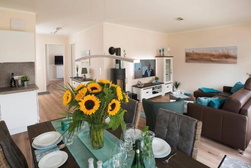 Η κουζίνα ή μικρή κουζίνα στο Ostsee - Appartement Nr 68 "Utspann" im Strand Resort