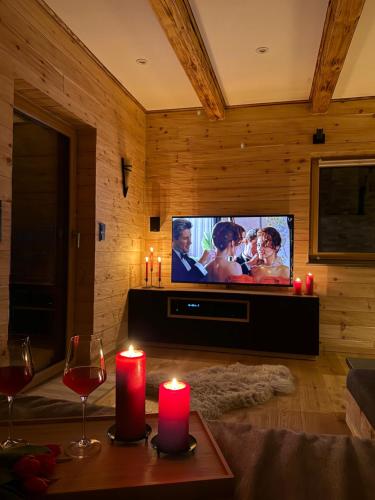 EULIUM - Retreat Chaletにあるテレビまたはエンターテインメントセンター