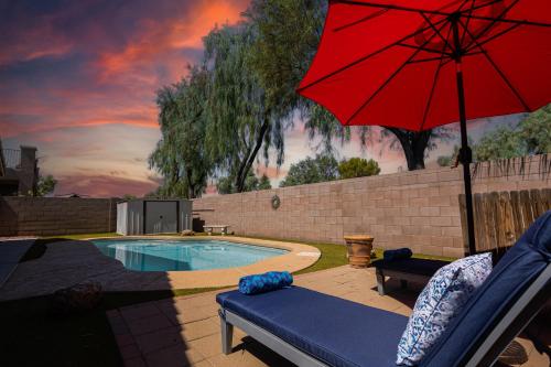 Πισίνα στο ή κοντά στο Karsten Maricopa