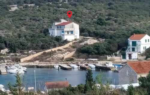 Awesome Apartment In Otok Ist With Wifi