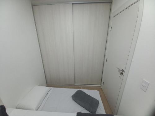 Postel nebo postele na pokoji v ubytování Sabiá -Apartamento próximo ao Allianz Park e Metrô Barra Funda