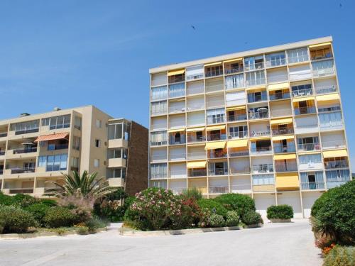 Studio au Lavandou, à 20m de la plage avec parking - FR-1-803-78