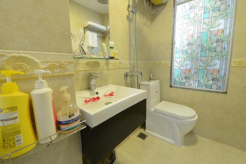 O baie la Blue Hanoi Inn Center Hotel