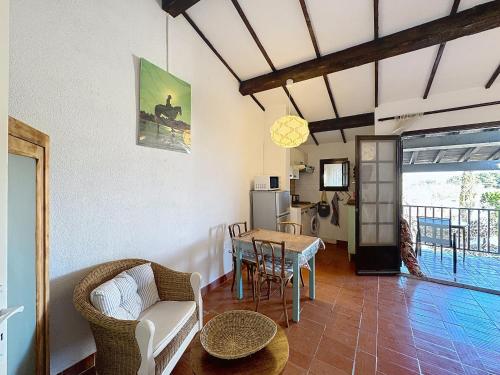 Studio avec balcon et parking, proche plage - FR-1-475-168