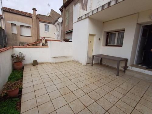 Maison de village proche centre-ville, climatisation, 3 pers. - FR-1-571-72
