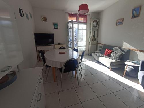 Maison 3 chambres, 6 couchages, proche gare, Sète, WIFI - FR-1-338-605