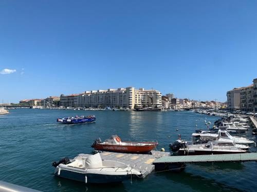Maison 3 chambres, 6 couchages, proche gare, Sète, WIFI