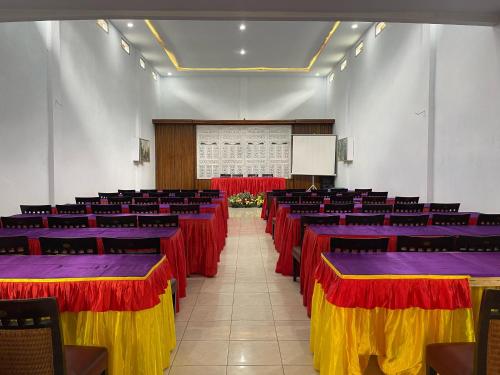 Бизнес-центр и/или конференц-зал в Hotel Nadia Bromo