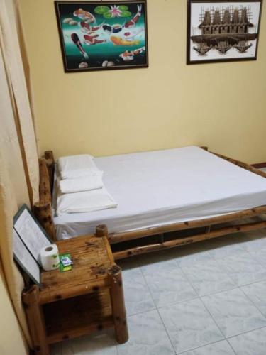 Postel nebo postele na pokoji v ubytování Lamao Beach Resort