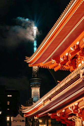 Asakusa Temple Detached BuildingZhujia Inn 2-8 people3 min walk to Asakusa Temple Skytree Ueno within walking distanceDirect access to Ginza, Shibuya, Shinjuku by subway