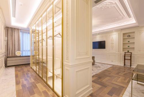 Μια τηλεόραση ή/και κέντρο ψυχαγωγίας στο Hilton Samarkand Regency