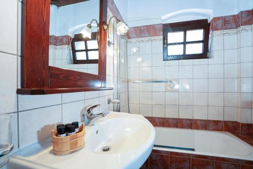 Ένα μπάνιο στο Guest House Amadryades