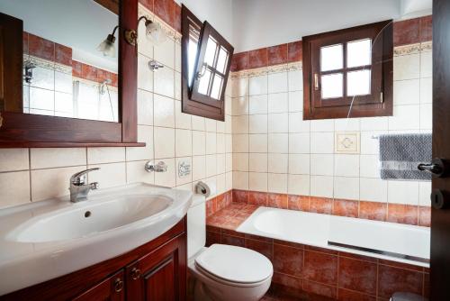 Ένα μπάνιο στο Guest House Amadryades