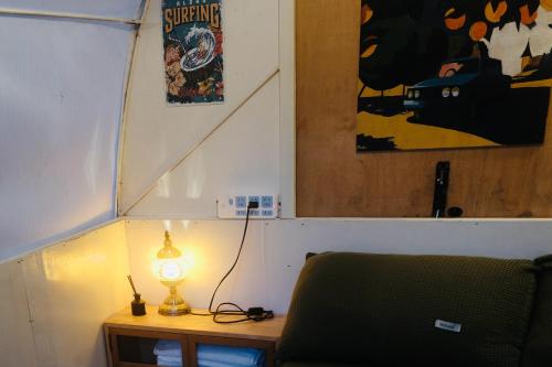 Χώρος καθιστικού στο Nuannuan Mobile Youth Hostel 暖暖汽车青旅