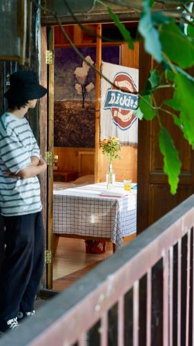 Εστιατόριο ή άλλο μέρος για φαγητό στο Nuannuan Mobile Youth Hostel 暖暖汽车青旅