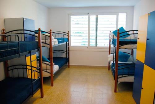 Gallery image of Estrella de Mar Youth Hostel in Calella