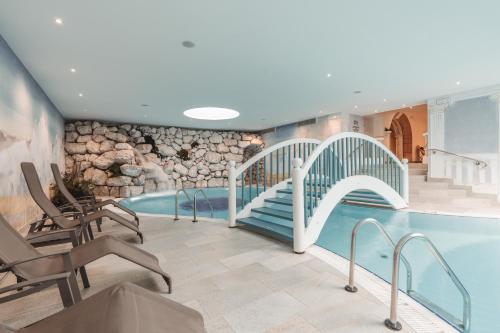 Πισίνα στο ή κοντά στο Hotel Kreuzberg Monte Croce