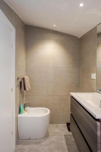 Bilik mandi di Golden Loft Frontemare