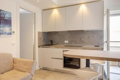 Dapur atau dapur kecil di Golden Loft Frontemare