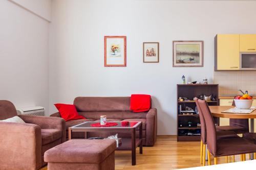 Dominik apartment with garage parking close to the center