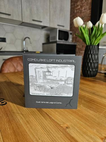 Kuchyň nebo kuchyňský kout v ubytování Como Lake Loft Industrial