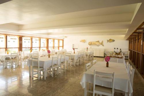 Gallery image of Grande Lago Hotel Gastronomia Bar in Três Marias
