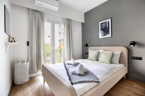 Bask - Glamorous 2 Bedroom Apartment in Athens